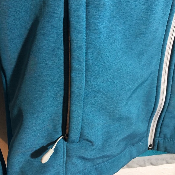 Waterproof outerwear jacket - Picture 9 of 9